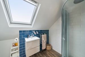 Photo 25- click for photo gallery